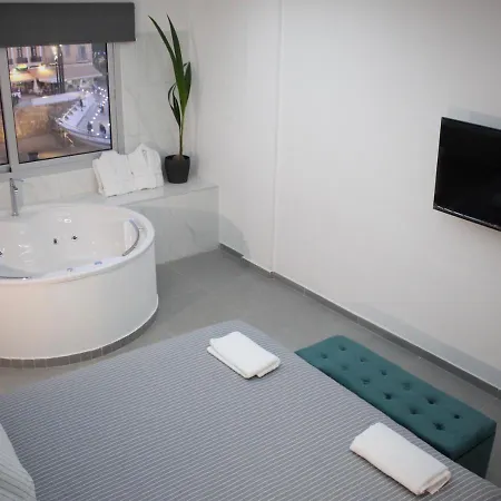 公寓 Purple Orange Luxury Suites 尼科西亚