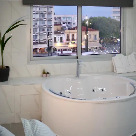 公寓 Purple Orange Luxury Suites 尼科西亚